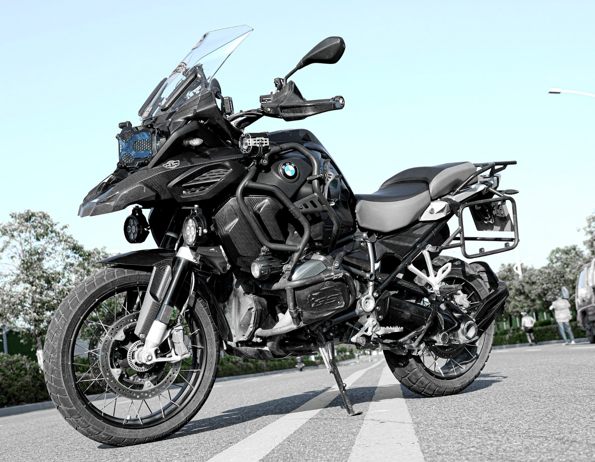 BMW GS1250- GS1300 Carbon Parts