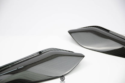 Harley Touring Carbon Fiber Heat Guard in Twill Carbon